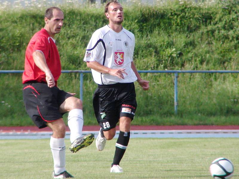 Fotbalová příprava: MFK Chrudim - FC Hradec Králové.