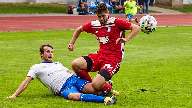 Podkrkonošské kluby (Dvůr a Trutnov) čeká ve Fortuna Divizi C další náročný víkend.