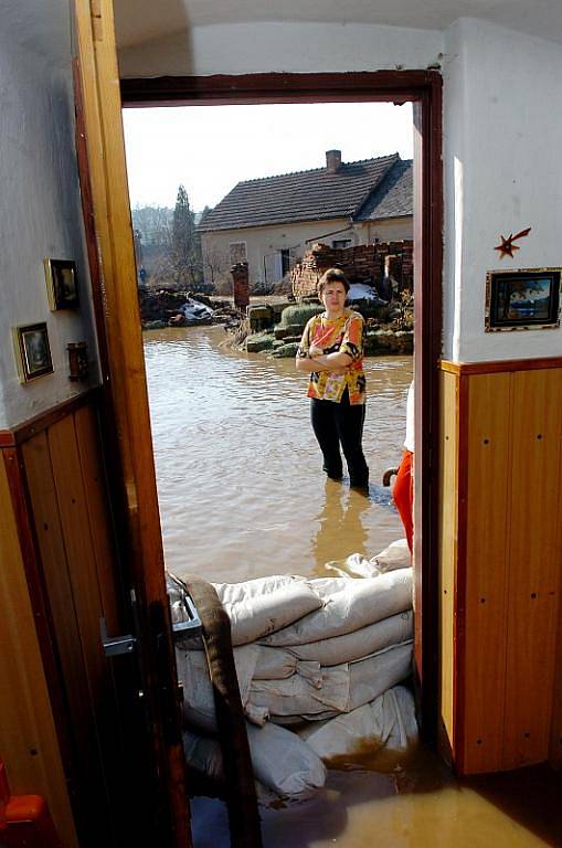 Povodně v obci Rodov na Hradecku.