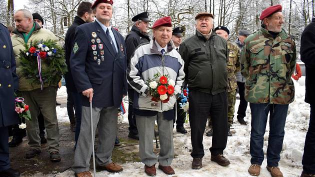 Vzpomínkový akt k 73. výročí příchodu paraskupiny Barium do Žamberka - Polska.