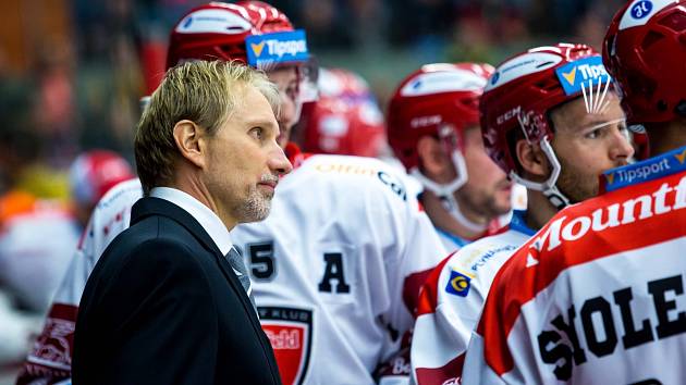 Hradecké hokejisty čeká nejprve páteční domácí zápas s Olomoucí a poté v neděli velké derby na ledě Pardubic.