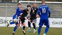 FK Mladá Boleslav B (v modrém) - FC Hradec Králové B 0:0