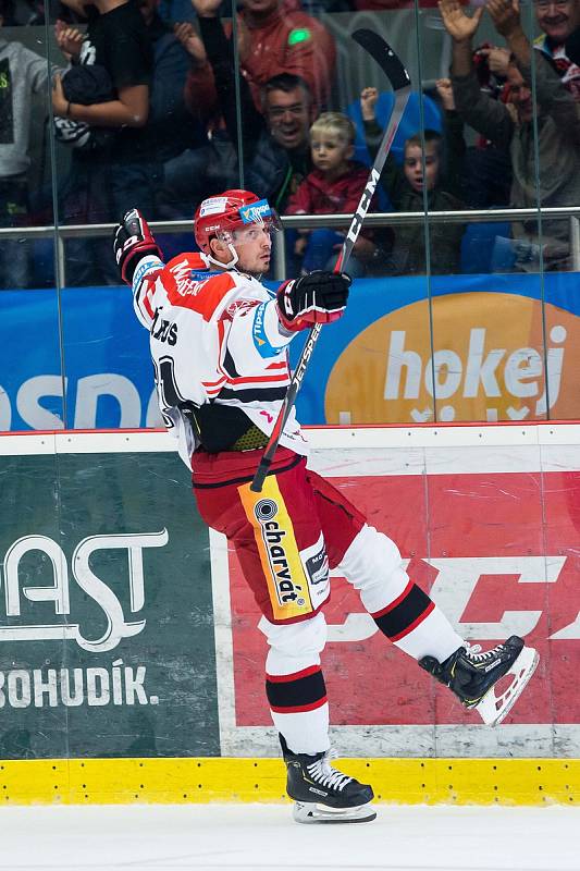 Hokejová extraliga: Mountfield HK - Bílí Tygři Liberec.