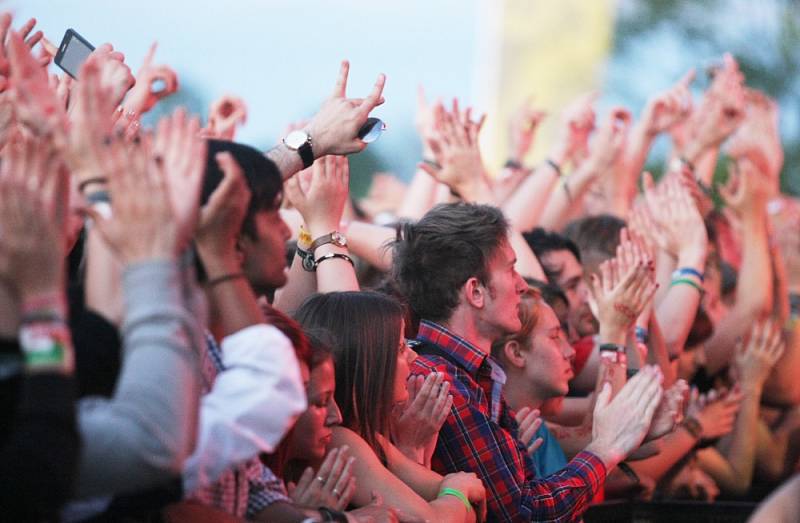 Hudební festival Rock for People na letišti v Hradci Králové.