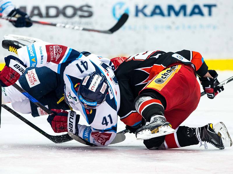 Generali play off hokejové Tipsport extraligy - 5. čtvrtfinále: Mountfield HK - Bílí Tygři Liberec.