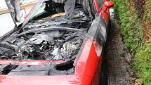Při požáru osobního vozidla byla způsobena škoda 750 tisíc korun.