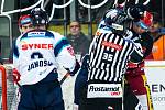 Generali play off hokejové Tipsport extraligy: Mountfield HK - Bílí Tygři Liberec.