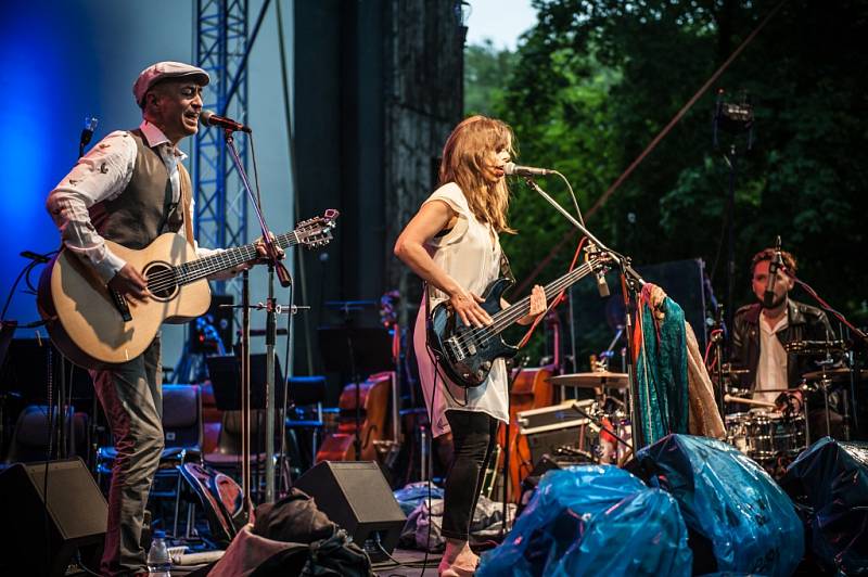 Festival Na jednom břehu v Hradci Králové.