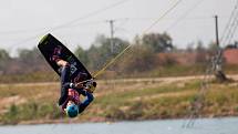 Wakepark na plačické pískovně u Hradce Králové.