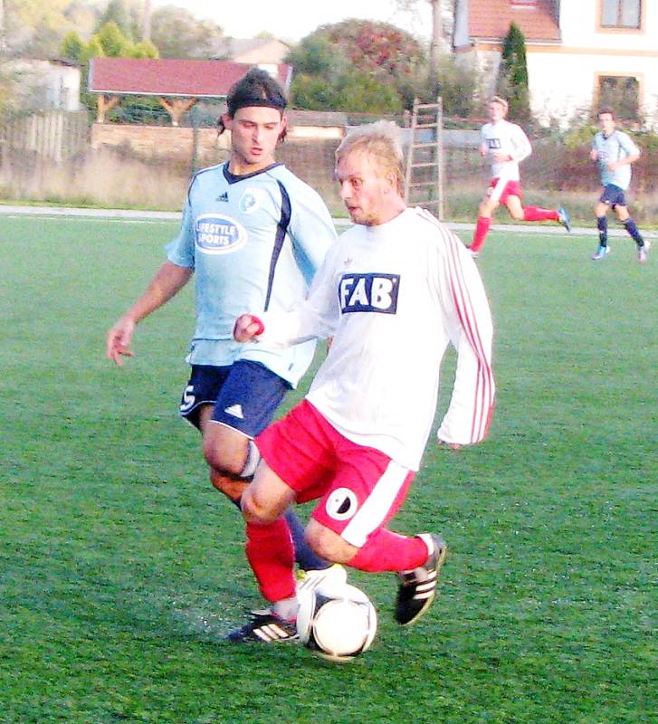 Fotbalový krajský přebor: RMSK Cidlina Nový Bydžov B - FC Spartak Rychnov nad Kněžnou.