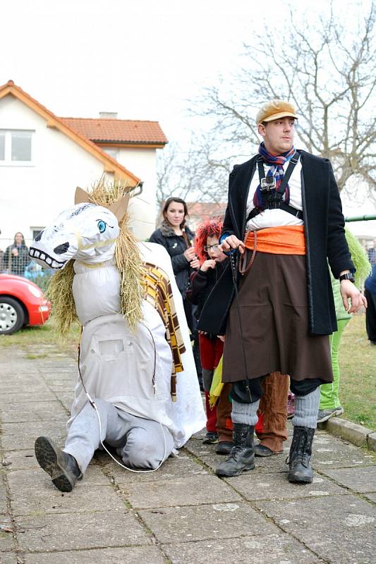 Masopustní veselice v Březhradě.