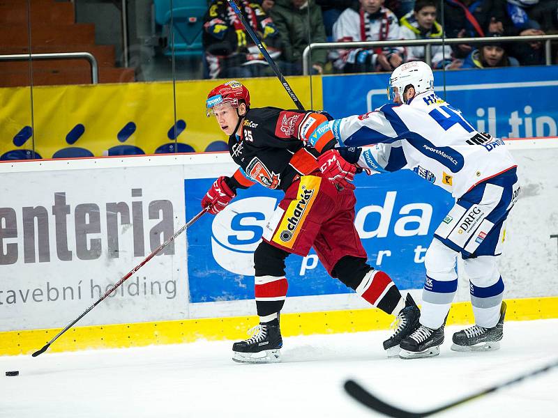 Hokejová extraliga: Mountfield HK - HC Kometa Brno.