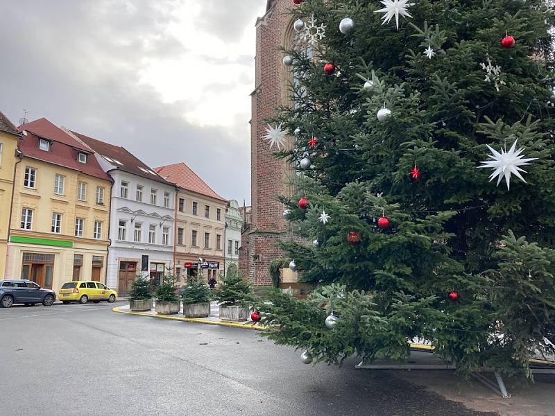  Vánočně vyzdobený Hradec.