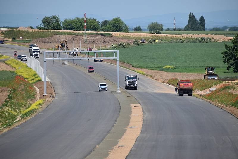Otevření nových úseků dálnic je na dohled. Chybí už jen půl roku