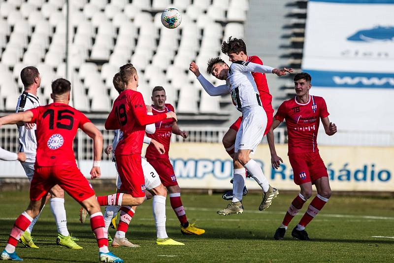 Fotbalová FORTUNA:NÁRODNÍ LIGA: FC Hradec Králové - SK Líšeň.