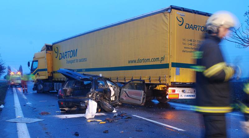 Dopravní nehoda na příjezdu do Hradce Králové od Jaroměře