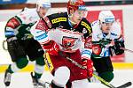 Hokejová extraliga: Mountfield HK - HC Energie Karlovy Vary.