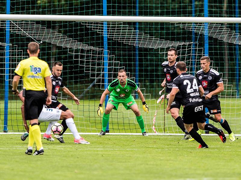 Přípravné fotbalové utkání v Hořicích: FC Hradec Králové - FC Slovan Liberec.