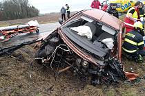K nehodě dvou aut došlo v pátek odpoledne u Ruseku.