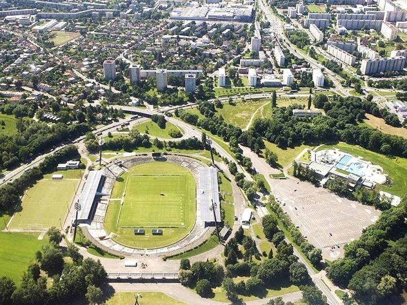 Všesportovní stadion v Hradci Králové.