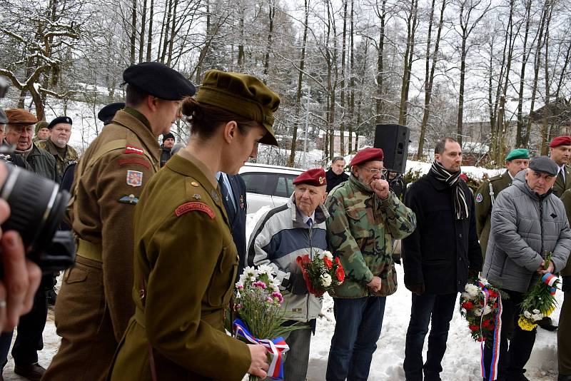 Vzpomínkový akt k 73. výročí příchodu paraskupiny Barium do Žamberka - Polska.