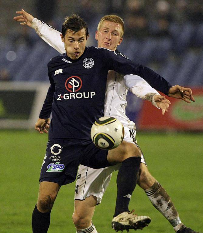 Fotbal, 1. liga: FC Hradec Králové - 1. FC Slovácko. (Neděle 21. listopadu 2010)