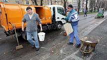 Ve Střelecké ulici v Hradci Králové zničil výbuch plynu dvě patra obytného domu. 