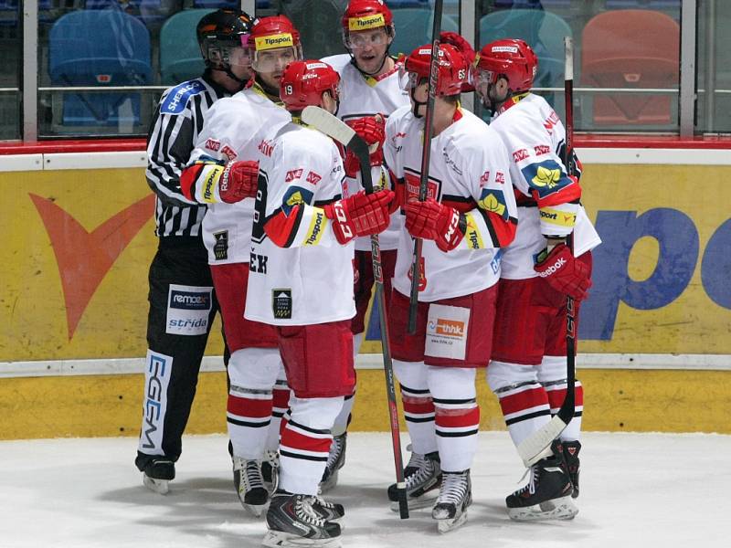 Hokejová extraliga: Mountfield HK - PSG Zlín.