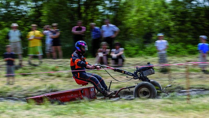 Terra Cup - závody zahradní techniky ve Výravě.