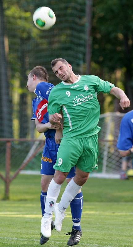 Fotbalový Pohár hejtmana Královéhradeckého kraje: SK Týniště nad Orlicí - FC Olympia Hradec Králové.