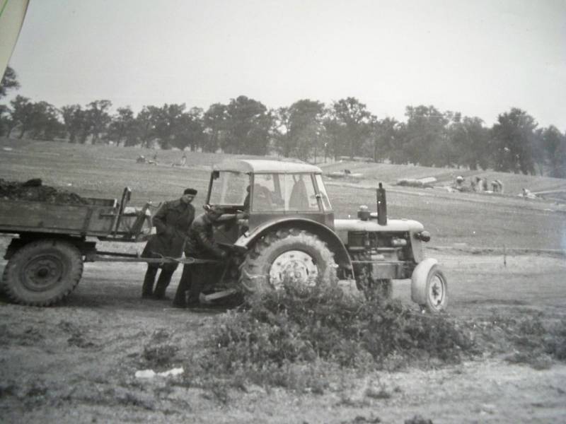 První fáze stavby stadionu v Malšovicích 1960.