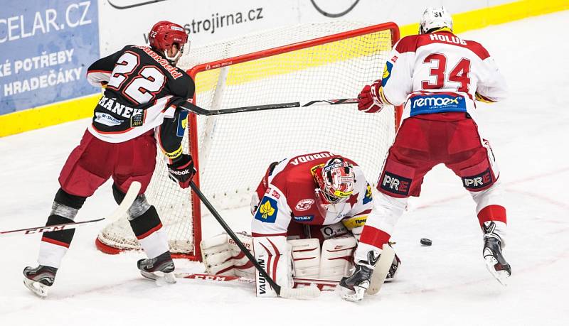 Hokejová extraliga: Mountfield HK - HC Slavia Praha.