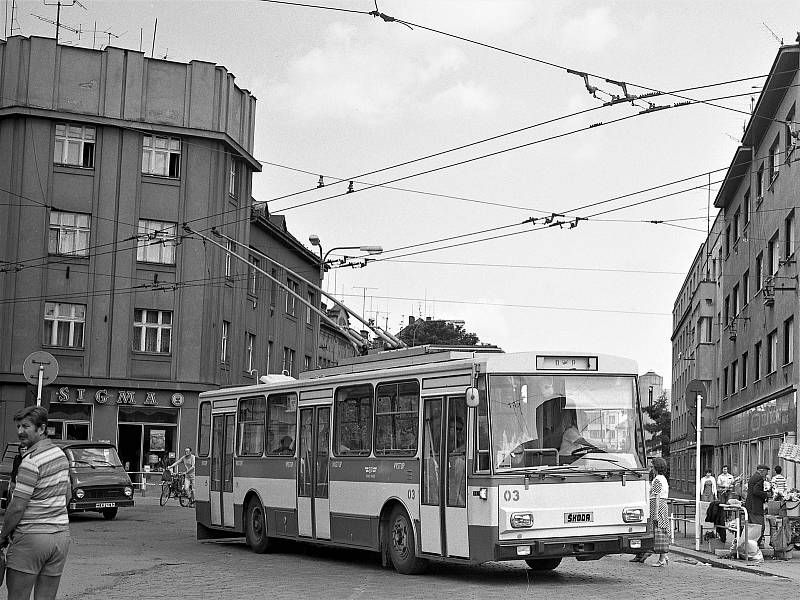 Jak jsme žili v Československu: historie hradecké dopravy.