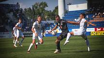 DUEL. Fotbalisté Hradce Králové prohráli na Slovácku 0:1.