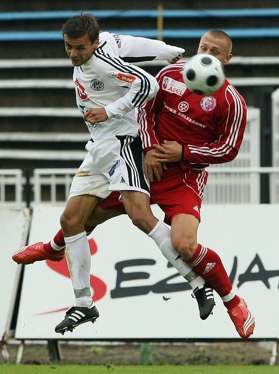 Z druholigového utkání FC Hradec - Třinec (0:0:).