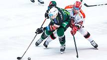 Předkolo hokejového Generali play off Tipsport extraligy: Mountfield HK - HC Energie Karlovy Vary.