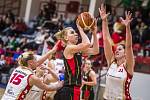 Stříbro hradeckých basketbalistek. Lvice prvenství neobhájily.