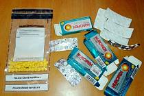 Zajištěné léky určené pro výrobu drog.