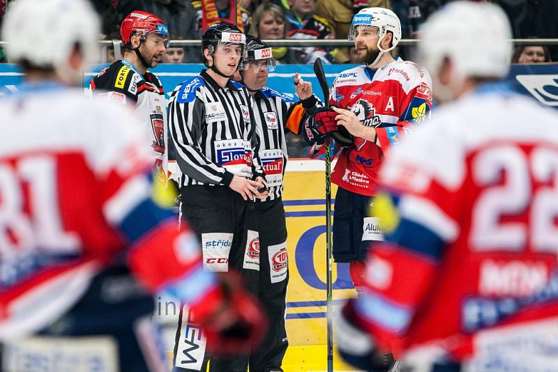 Hokejová extraliga: Mountfield HK - HC Dynamo Pardubice.