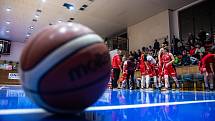 Ženská basketbalová liga: Sokol Nilfisk Hradec Králové - BK Loko Trutnov.