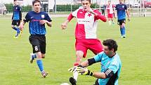 Fotbalový okresní přebor: Slavia Hradec Králové B - Myštěves.