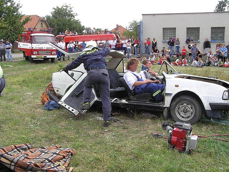 Lidé svatého Floriana: SDH Lovčice.