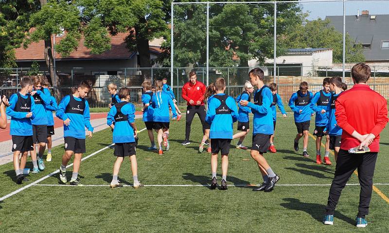 FOTBALOVÁ AKADEMIE v Hradci Králové slavnostně zahájila svoji činnost.