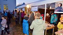 Adventní trh v Holandsku na školní zahradě hradecké ZŠ Sion J. A. Komenského.