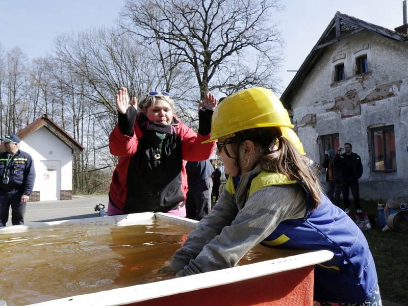 Hasičský Memoriál Miroslava Pekárka v Březhradě.