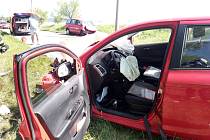 Dopravní nehoda u Třebechovic si vyžádala čtyři zraněné.