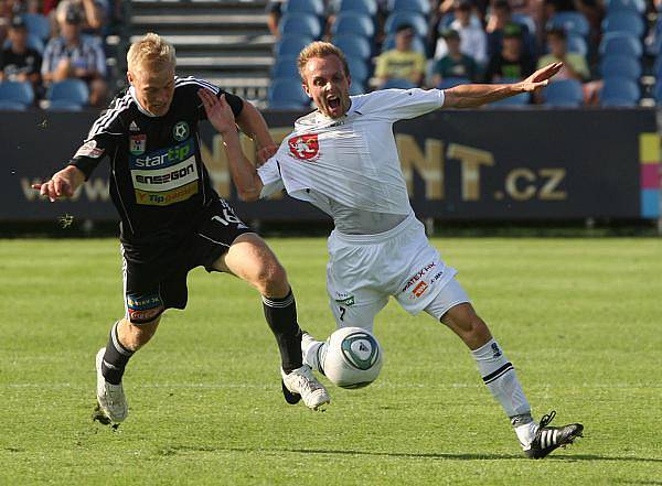 I. Gambrinus liga - 5. kolo: FC Hradec Králové - 1. FK Příbram 0:1 (0:0).