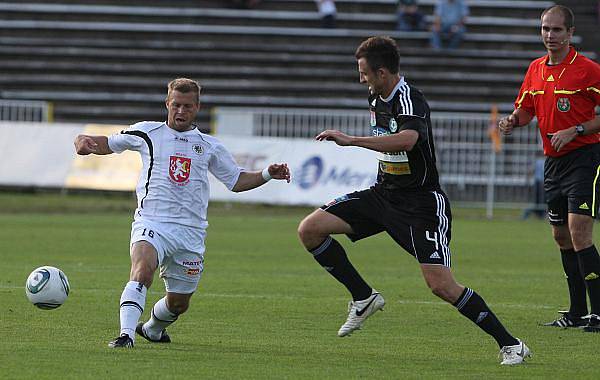 I. Gambrinus liga - 5. kolo: FC Hradec Králové - 1. FK Příbram 0:1 (0:0).