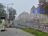 V ulicích Střelecká a Pilnáčkova v těchto dnech pracují silničáři na opravě takzvaných zálivů u autobusových zastávek.