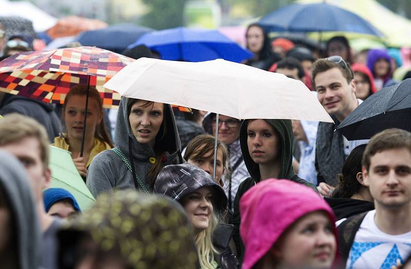 Hradecký Majáles na louce u Piletického potoka v Hradci Králové.